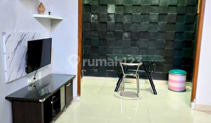 Rumah Bagus Pojok 2 Lantai Full Furnish 2