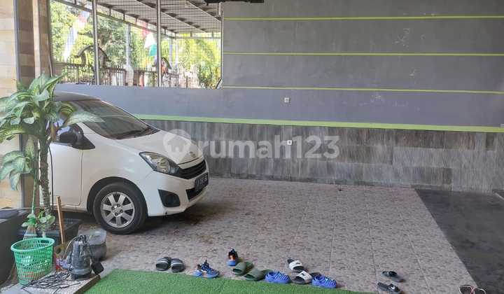Rumah Bagus Luas 2 Lantai Siap Huni 2