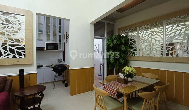 Rumah Cantik Minimalis 2 Lantai Siap Huni 2