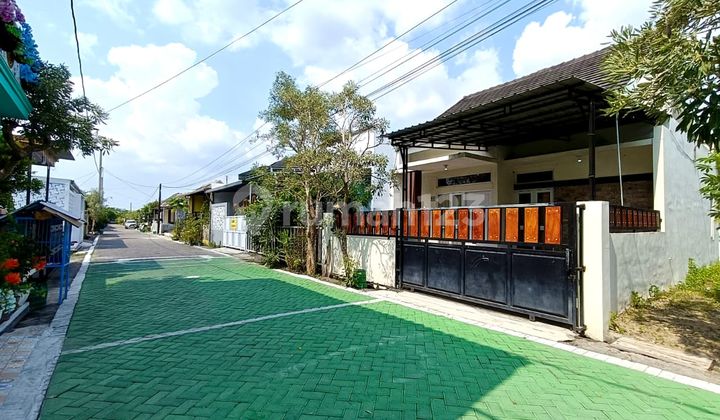 Nice House Ready to Occupancy in the Housing Complex