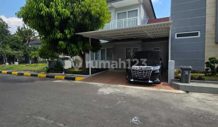 Rumah Mewah Minimalis Dalam Cluster Elite 1
