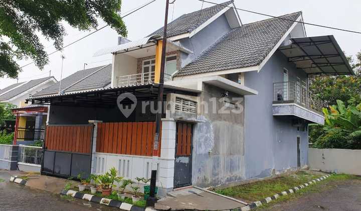 Rumah Bagus Siap Huni dengan Perabot Dalam Cluster 2
