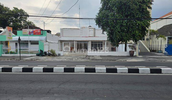 Ruang Usaha Strategis Pinggir Dekat Slamet Riyadi 1