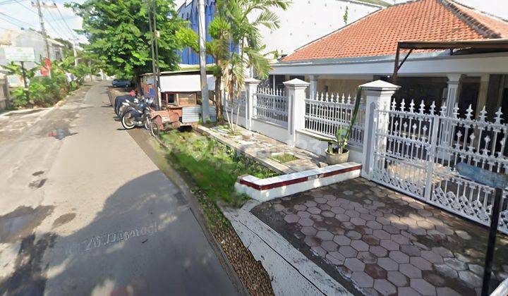 Rumah Besar Dan Luas Cocok Untuk Usaha 2