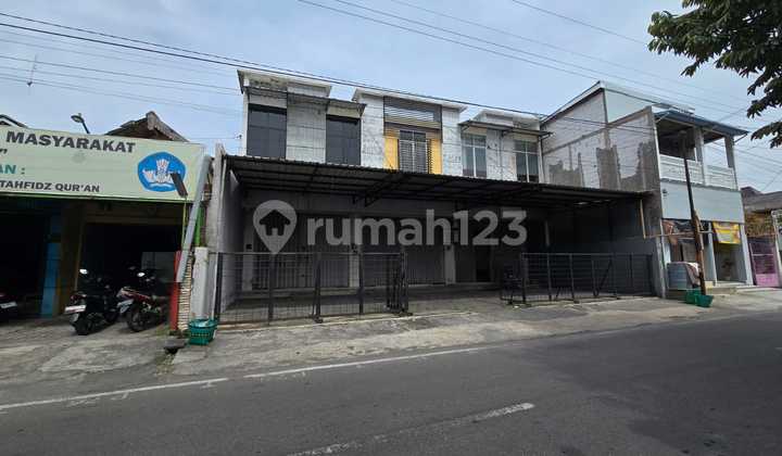 For Rent Strategic Shop House Near Jalan Veteran Tipes Serengan Solo