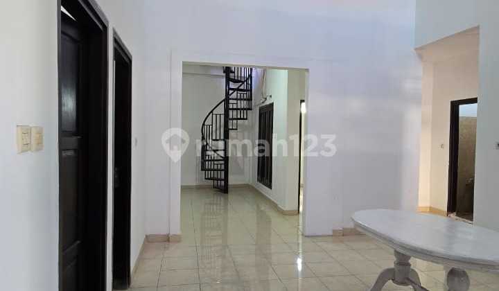 For Rent Nice House Ready to Use Location Colomadu Solo Cluster, Comfortable and Safe Location.