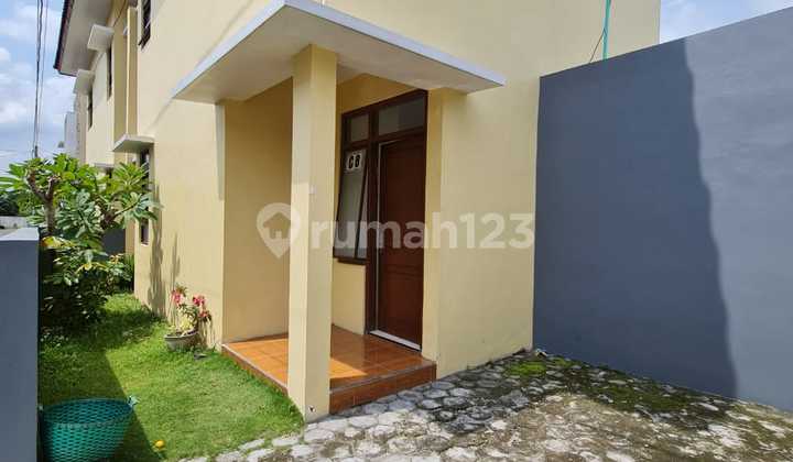 Disewakan Rumah Bagus Bersih Nyaman Siap Pakai Di Perumahan Colomadu Solo, Lingkungan Tenang Dan Asri. 2