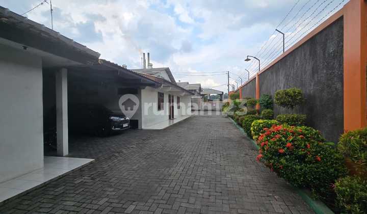 Ready-to-Use Warehouse for Sale in Telukan Grogol Sukoharjo, Spacious Parking.