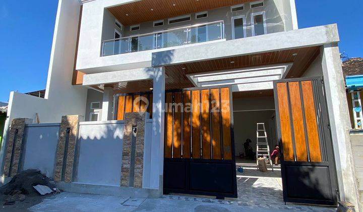 Rumah Baru Gress minimalis  2 lantai di Sumber Solo 1