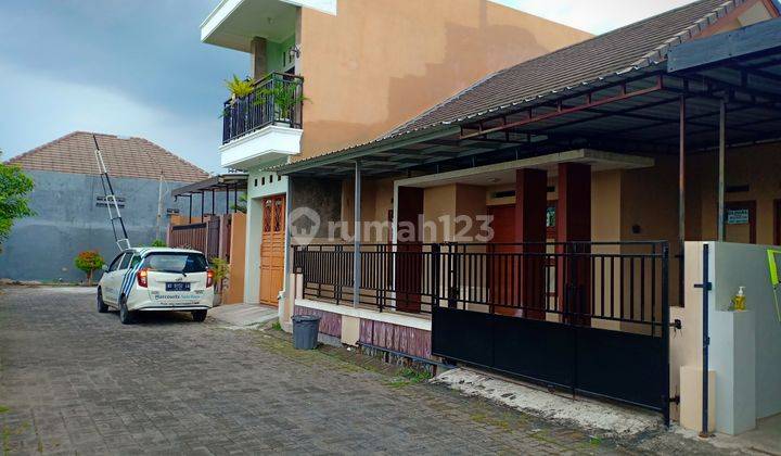 Rumah Bagus dgn fasum kolam renang di Cluster Elite Fajar Indah Solo 2