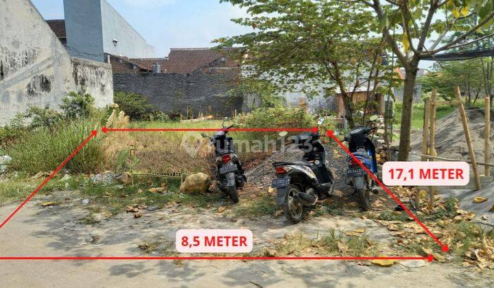 Tanah Pekarangan Strategis dekat Luwes di Gentan Solo 2