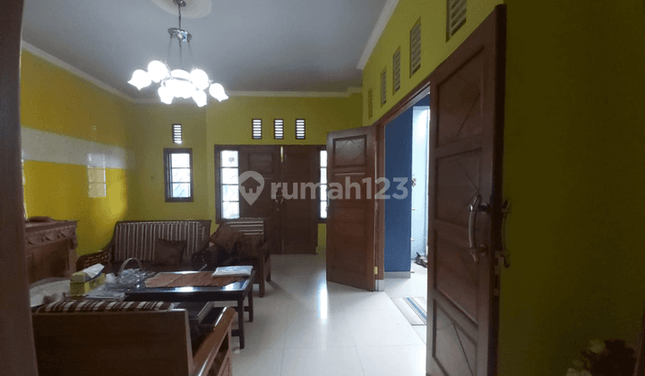 Rumah hitung tanah istimewa strategis di pusat kota Solo 4