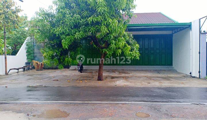 Ruang usaha bagus modern dgn perabotan di Jajar Solo 2