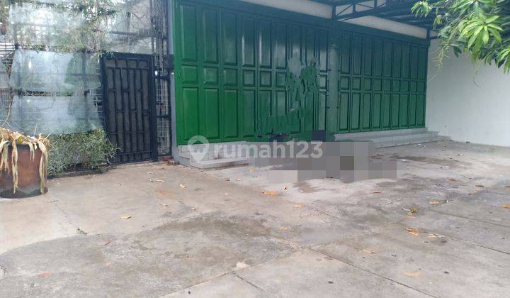 Ruang usaha bagus modern dgn perabotan di Jajar Solo 4