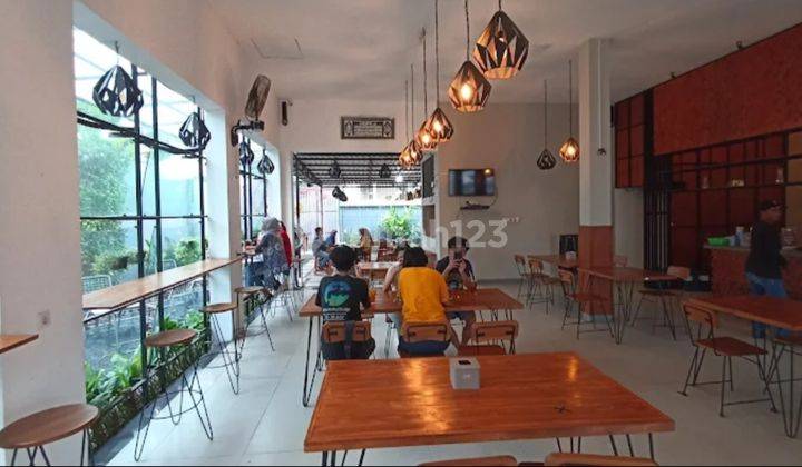Ruang usaha bagus modern dgn perabotan di Jajar Solo 13