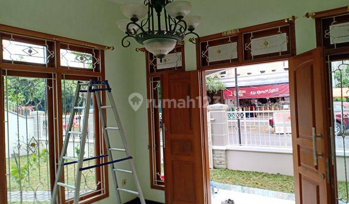 Rumah Bagus Asri di pinggir jalan raya Karangasem Solo 19