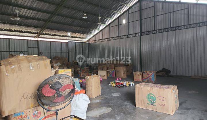 Gudang Strategis di Nusukan Banjarsari Solo 4