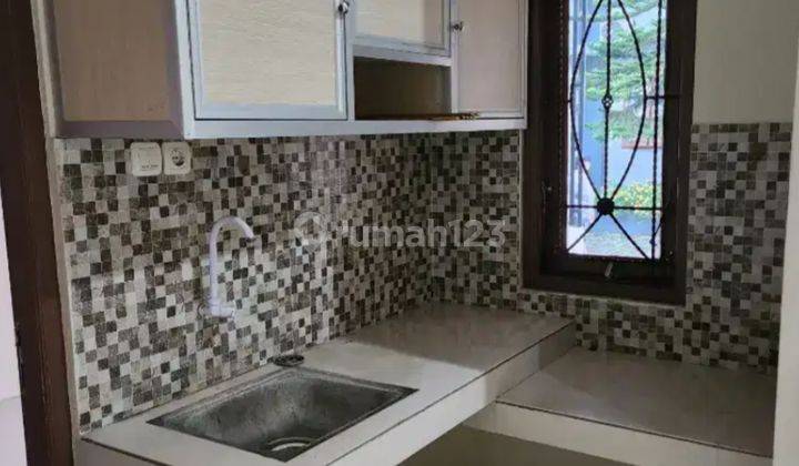Rumah minimalis bagus di cluster elite Kartosuro, Solo 3