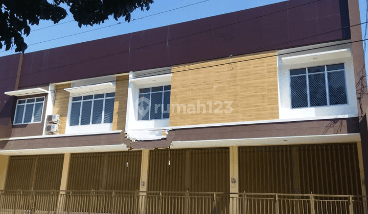 Ruko Baru 3 lantai Di Serengan tengah kota Solo 1