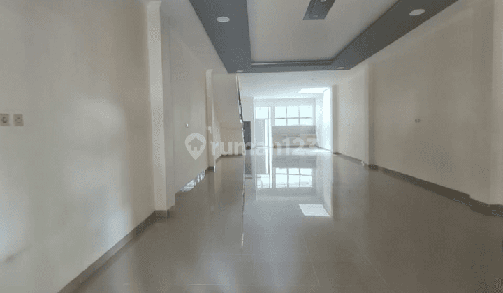 Ruko Baru 2 lantai di Jln Urip Sumoharjo Solo  2