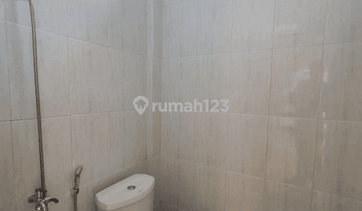 Ruko Baru 2 lantai di Jln Urip Sumoharjo Solo  10