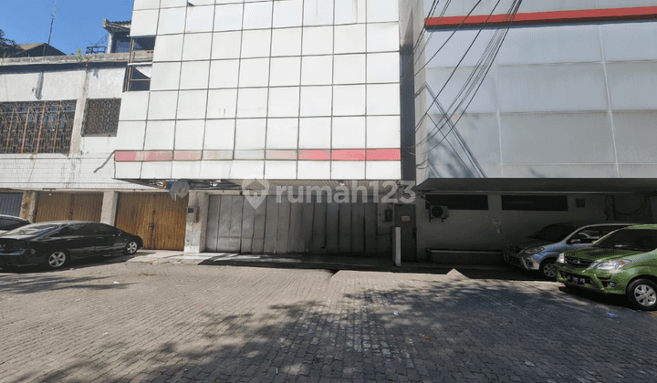Ruko 3 lt super strategis di jln Dr Rajiman Solo 2