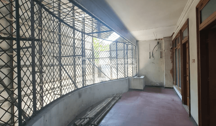 Ruko 3 lt super strategis di jln Dr Rajiman Solo 4