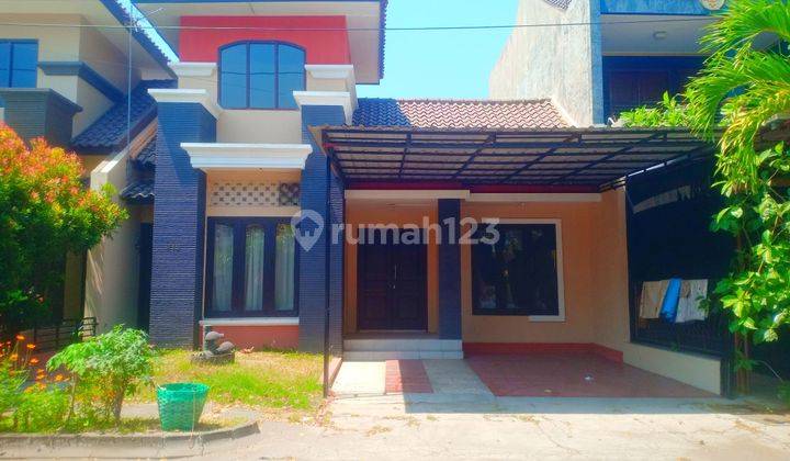 Rumah Bagus Siap Pakai Di Cluster Elite Gentan  Solo 1