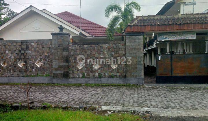 Rumah Bagus + Kost Kostan 2 Lantai Aktif Di Sleman Yogyakarta 1