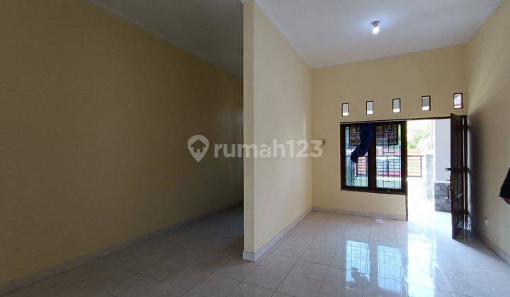 Rumah Bagus Minimalis siap pakai  di dekat Alana Colomadu Solo 2