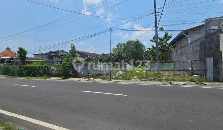 Rumah Bagus Luas Siap Huni Di Kawasan Aman Dan Nyaman Elite Solo Baru.  2