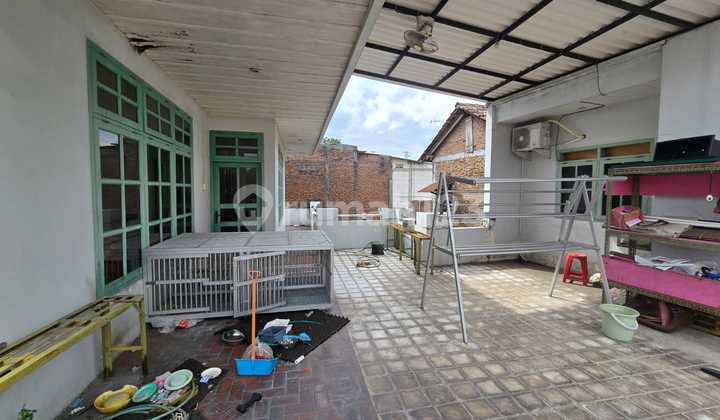 Rumah Strategis Pinggir Jalan Manahan Banjarsari Solo, Cocok Untuk Usaha Atau Kantor. 2