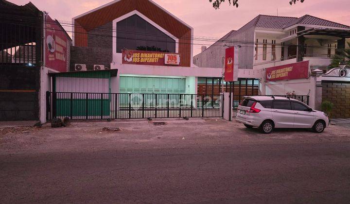 Rumah dan Ruang Usaha Strategis Dekat Luwes Palur Mojolaban Solo 1