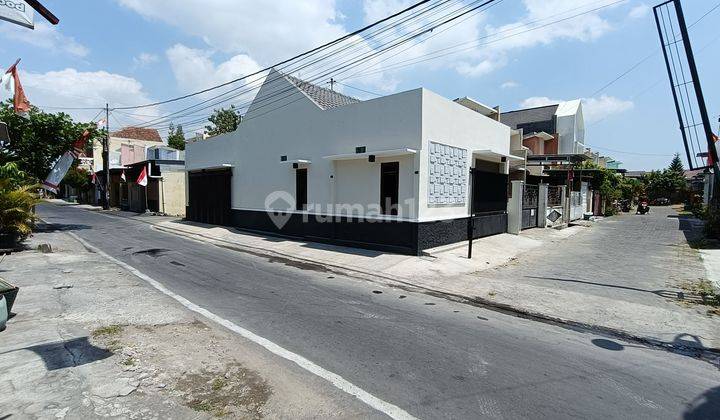 Rumah Bagus Minimalis Modern Siap Pakai Di Kartosura  Solo 2