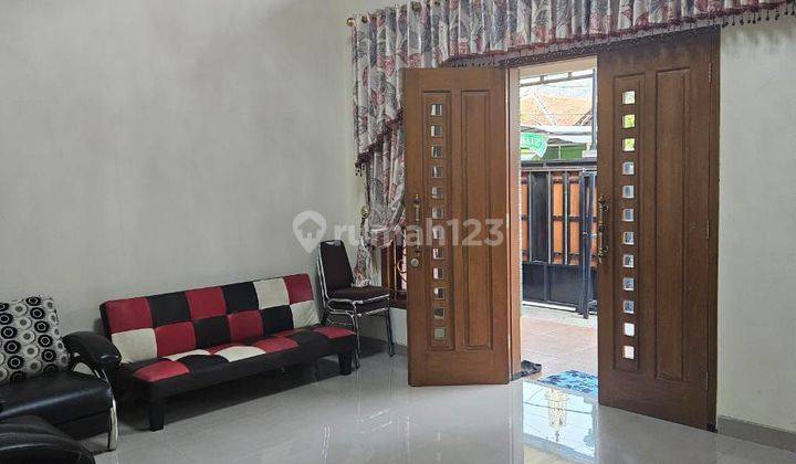 Rumah Bagus Bangunan Baru Furnish Di Banyuanyar Solo 2