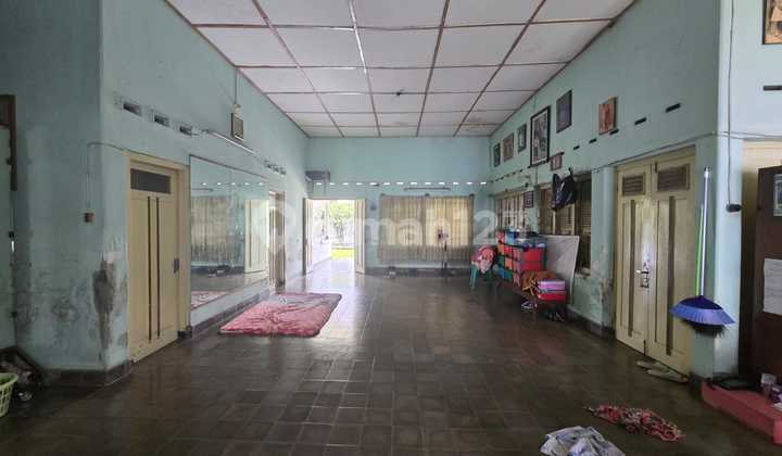 Rumah hitung tanah lokasi istimewa dan favorit di jalan merpati kerten laweyan solo