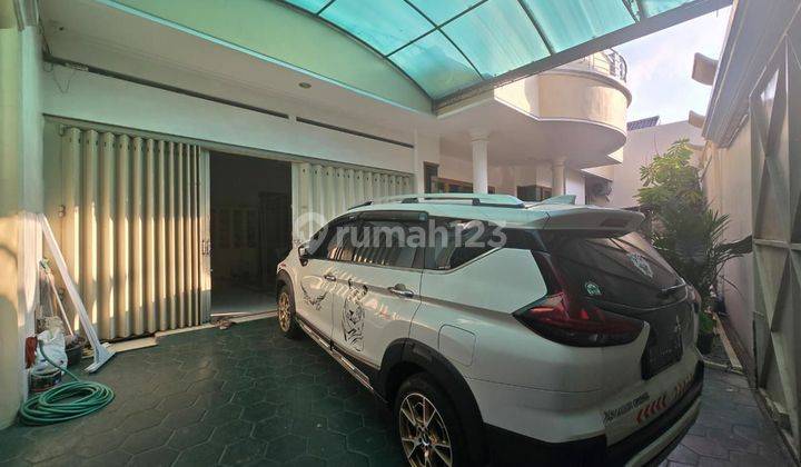 Rumah Mewah 2 Lantai Kawasan Exclusive Lojiwetan Solo Dekat Pasar Gede Solo 2