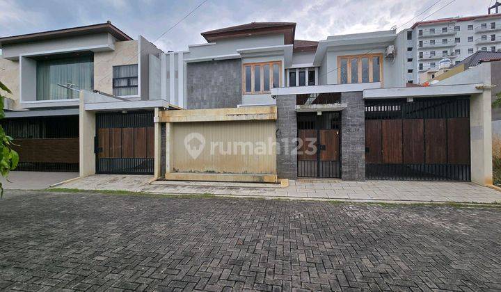 Rumah Mewah Minimalis Di Cluster Elite Solo Baru 1