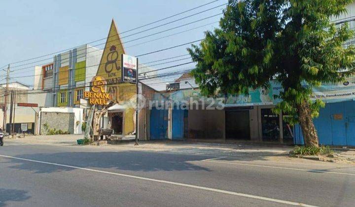 Ruko 2 Lantai Pusat Bisnis Di Jalan Veteran Solo 2