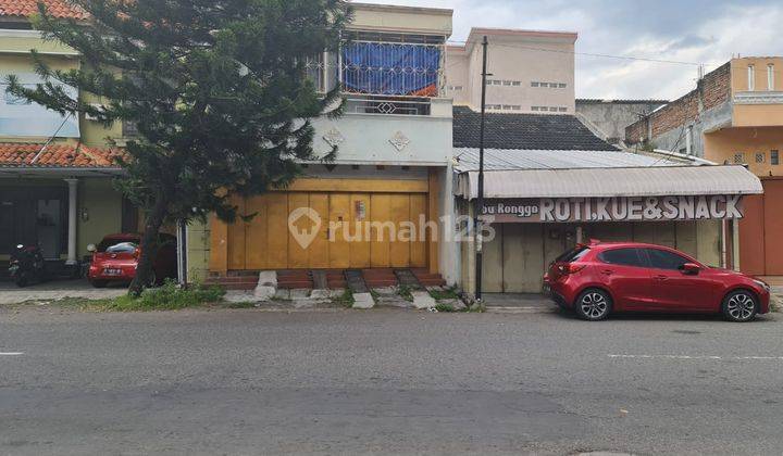 Ruko Strategis 2,5 Lantai di Nusukan Banjarsari Solo 1