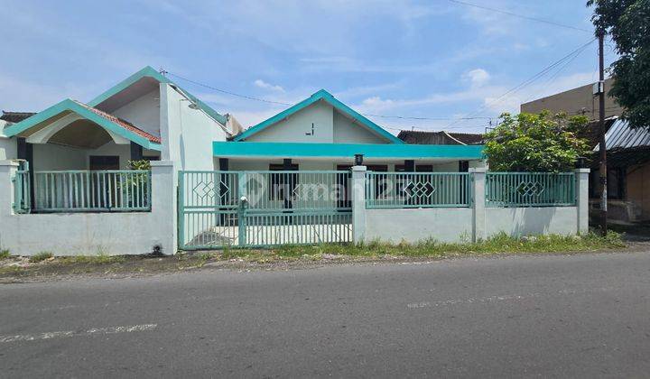 Rumah Murah Siap Pakai di Kadipiro Banjarsari Solo 1