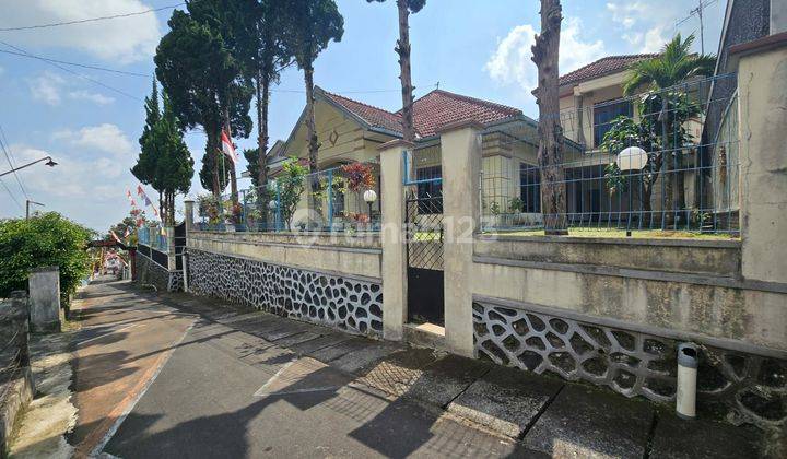 Villa Bagus Kondisi Terawat Di Tawangmangu Solo 1