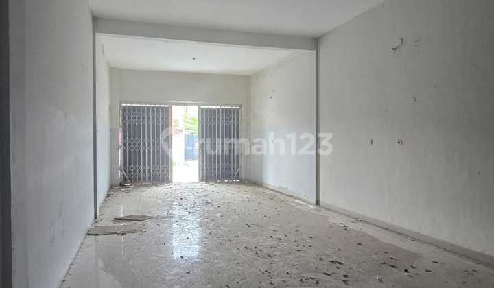 Strategically Located Shop House in Nganjuk Shopping Area, East Java 2