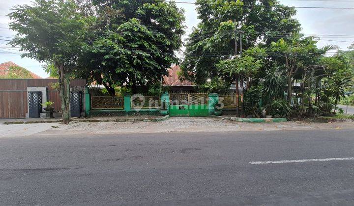 Rumah Strategis Tengah Kota Hitung Tanah Di Jalan Sam Ratulangi Manahan Solo 1