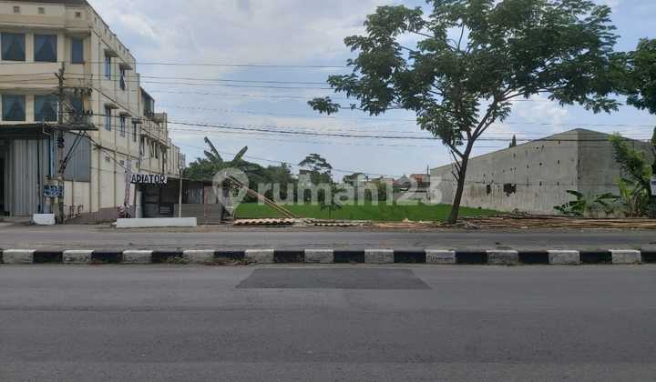 Tanah Kering Siap Bangun di Jalan Raya Solo Sragen