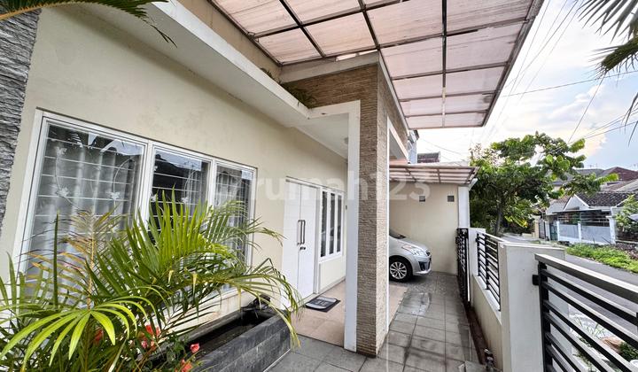 Minimalist Luxury House in Fajar Indah Solo Housing Estate 2