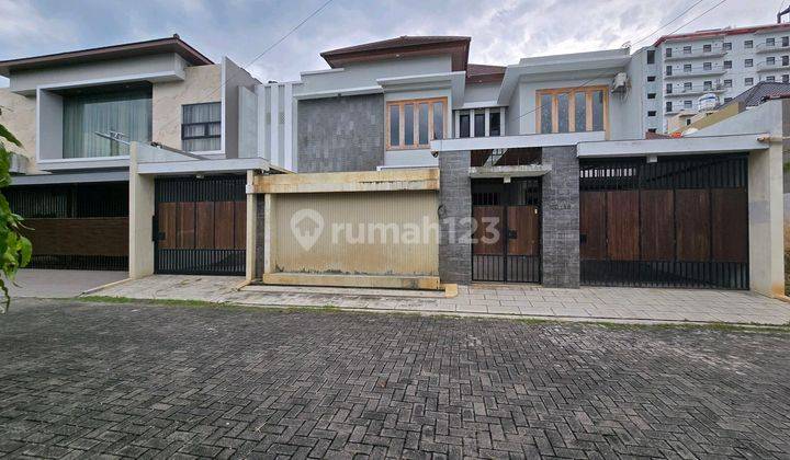 Rumah Mewah Minimalis Di Cluster Elite Solo Baru 2