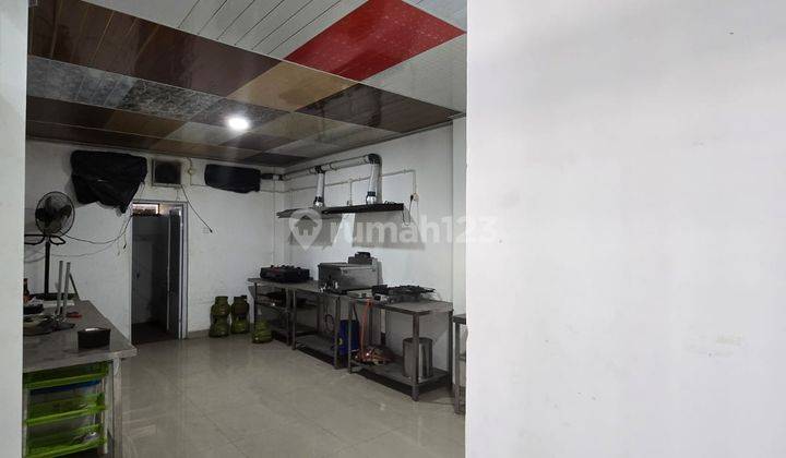 Rumah dan Ruang Usaha Strategis Dekat Luwes Palur Mojolaban Solo 2