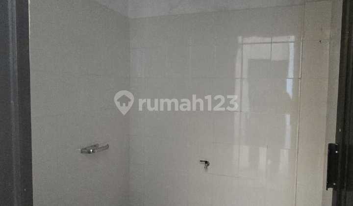 Nice 3-Story Shophouse in Solo Baru, Next to Htc Solo Baru 2