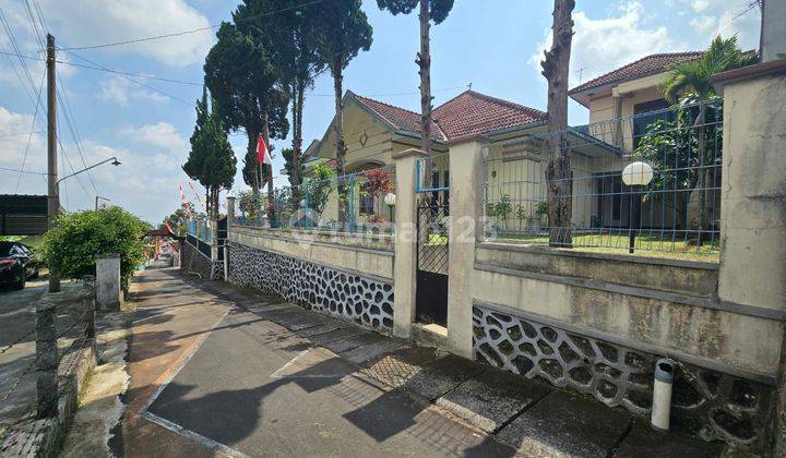 Villa Bagus Kondisi Terawat Di Tawangmangu Solo 2